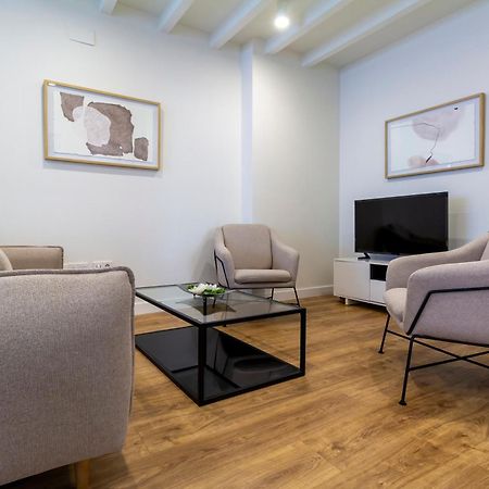 Alohamundi Puerta Osario II Apartment Seville Exterior photo